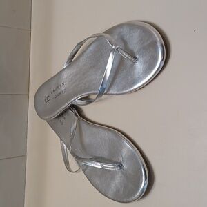 LC Lauren Conrad Womans Y2K Metallic Silver Sandals 7.5 M